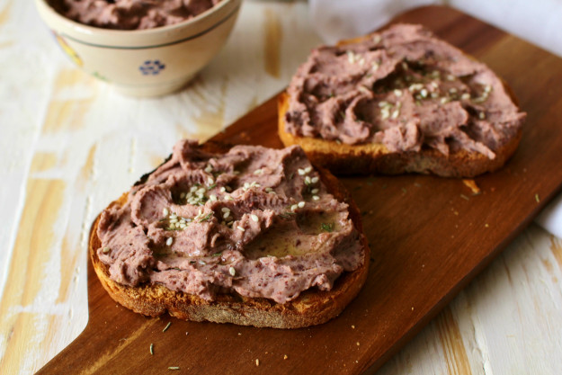 Hummus di fagioli borlotti